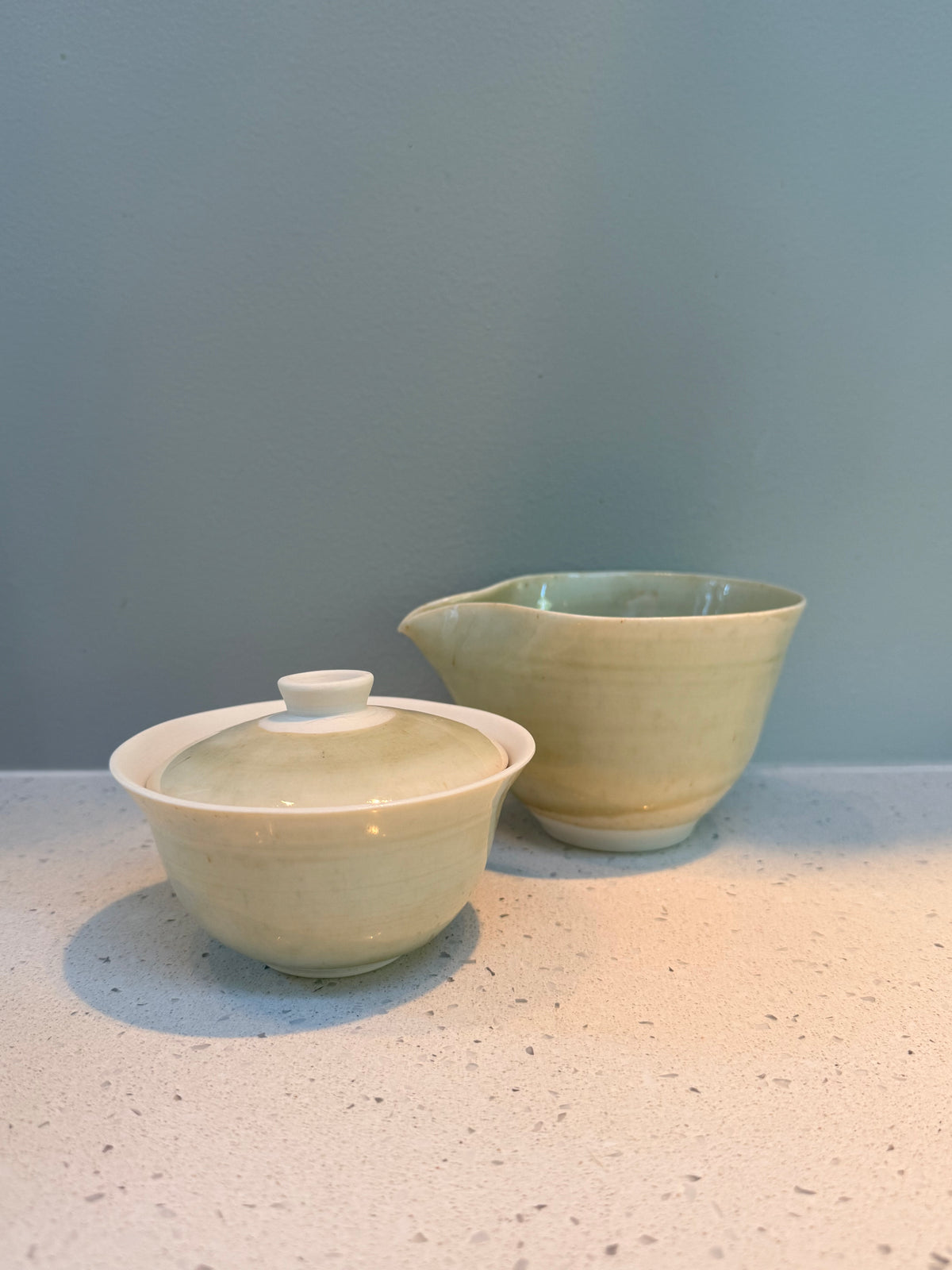 Gaiwan og chahai i porselen